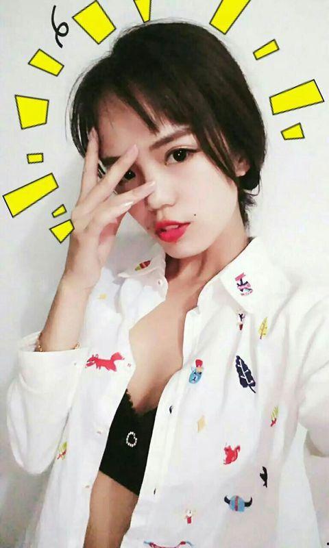 南韩极品网红雪熙与男友,南韩网红情侣的浪漫之旅