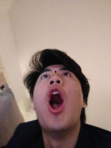 娱乐吃瓜怎么剪辑的